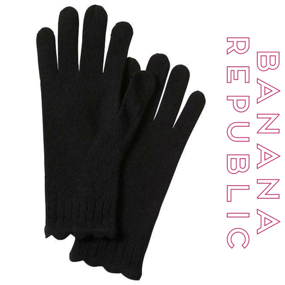 🆕Banana Republic Knit Gloves